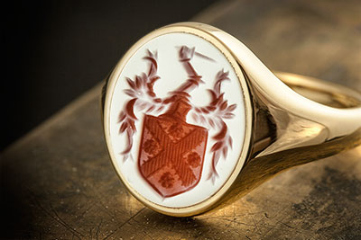 red sardonyx stone ring heraldic arms roses & dagger