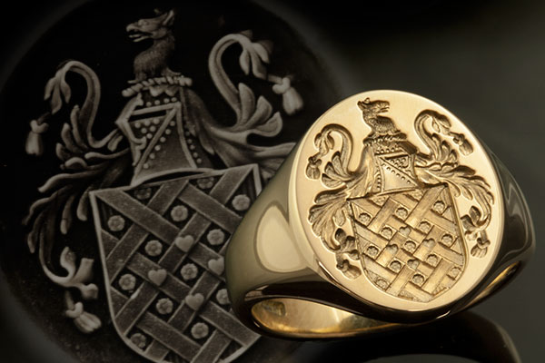 Family coat of arms rings