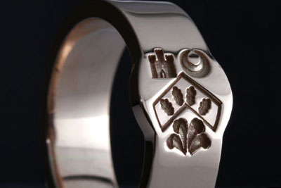 Heraldic Charges Engraved on a Mini Cigar Band